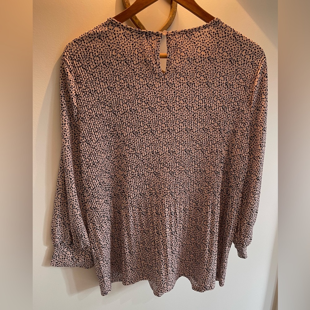 New - Knit pleated trapeze top